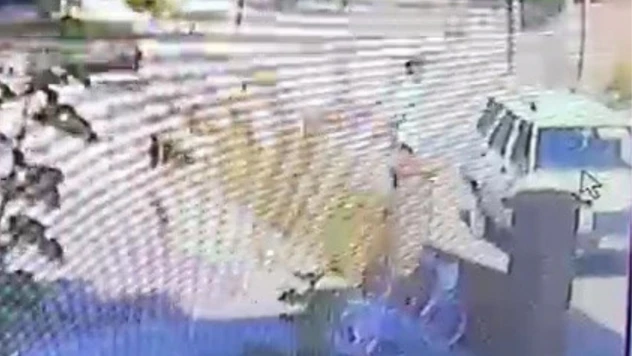 Anahtarı kontakta unutulan aracı çaldılar