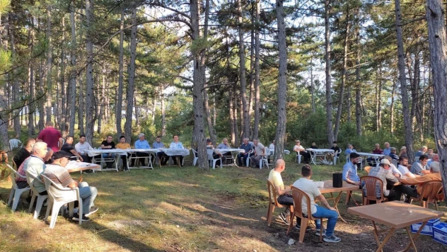 Araç şehidini andı