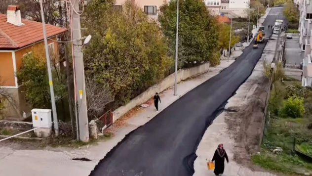 Araç'ta Sıcak Asfalt Çalışmaları Başladı