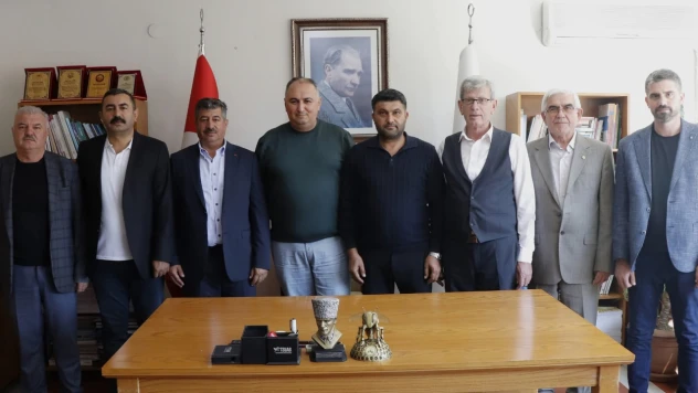 Arı Yetiştiricileri Merkez Birliği'nin Yeni Başkanı Demir Oldu