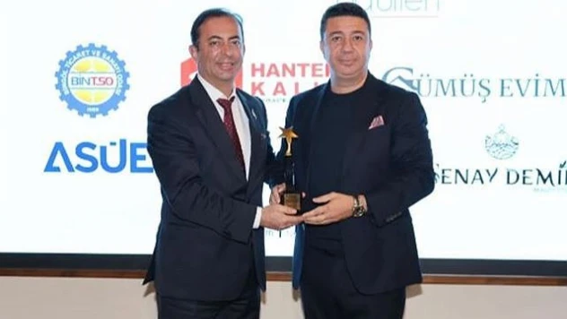 Aydoğan Süer'e Ödül Verildi