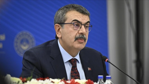 Bakan Tekin'den Yarıyıl Tatili Paylaşımı