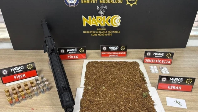 Bartın'da 10 Bin Adet Dolu Makaron Ele Geçirildi