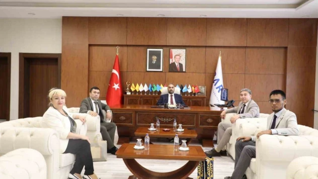 BARÜ, Özbekistan İle Eğitimde İş Birliği Ağını Genişletiyor