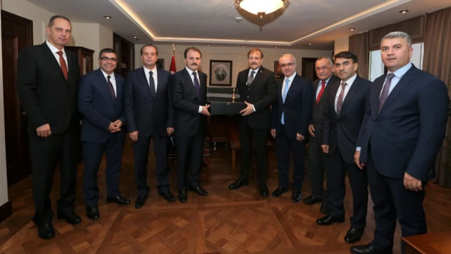 Başbakan Yardımcısı Çavuşoğlu, BİK heyetini kabul etti