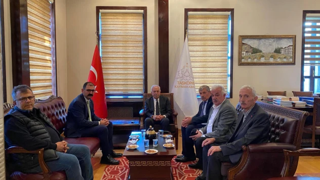 Başesgioğlu Kaymakam Demirdağ'ı Ziyaret Etti