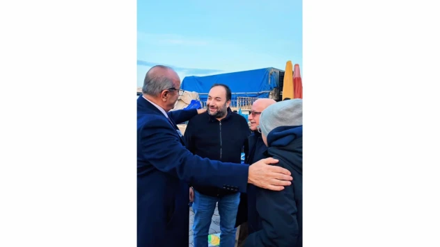 Başkan Arslan Pazaryerinde Vatandaşlarla Buluştu