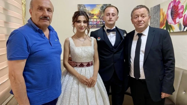 Başkan Arslan, Şimşek ve Göydeniz Ailelerinin Düğününe Katıldı