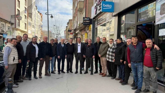 Başkan Çetinkaya Ankara Caddesi'nde Esnaf Ve Vatandaşlarla Buluştu