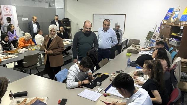 Başkan Kavaklıgil Gençlerle Keyifli Bir Akşam Geçirdi