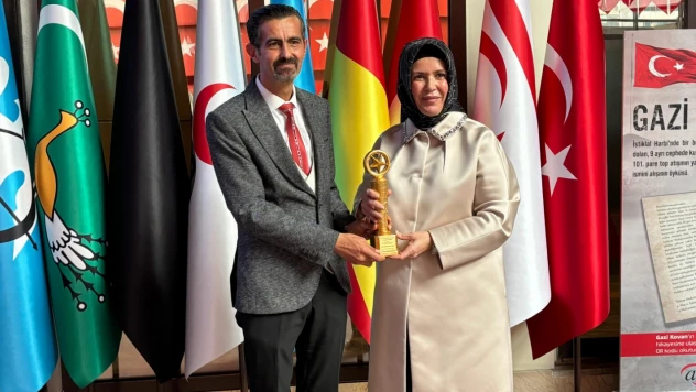 Başkan Oyar'a Yılın Girişimci Belediye Başkanı Ödülü