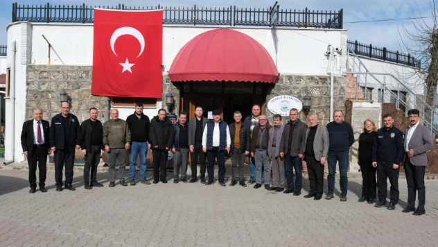 Başkan Uzuner, Merkez Mahalle Muhtarları İle Toplantı Gerçekleştirdi