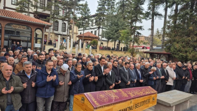 Basri Yavuz Defnedildi