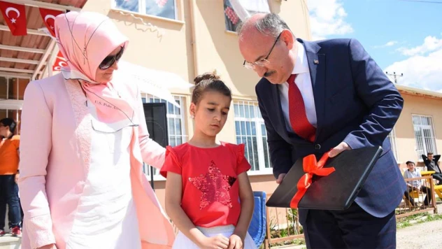 Bekdemirekşi köyünde 23 Nisan coşkusu