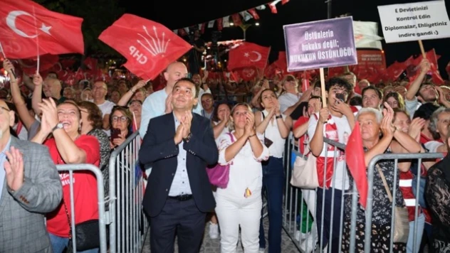 Belediye Başkanı Hasan Baltacı Sinop'ta Balıkçıları Uğurladı