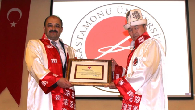 'Biz köklü milletiz, geleceğimiz var'