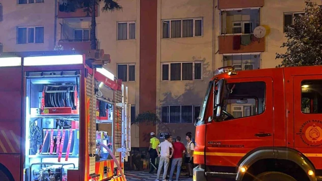 Bolu'da 5 Katlı Apartmanda Yangın Paniği