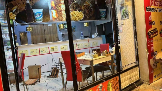 Bolu'da Dönerciye Sopalı Ve Yumruklu Saldırı