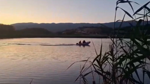 Bolu'da Gölde Kaybolan Genç İçin Ekipler Seferber Oldu