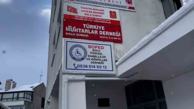 Engelliler Derneğinin Masa Ve Sandalyesini Çaldılar