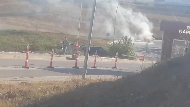 Bolu'da otomobil alev alev yandı