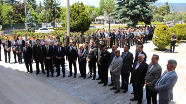 Bolu'da Protokol Bayramlaştı