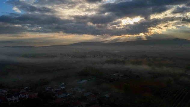 Sis Denizi Kartpostallık Manzaralar Oluşturdu