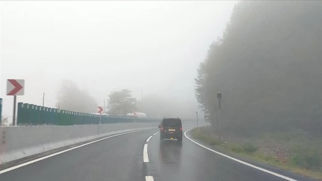 Bolu Dağı'nda Sis Etkili Oluyor