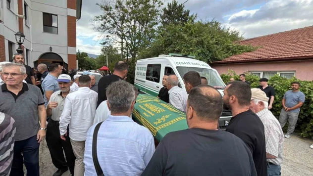 Bolu'nun 'Kızılderili Reisi' Son Yolculuğuna Uğurlandı