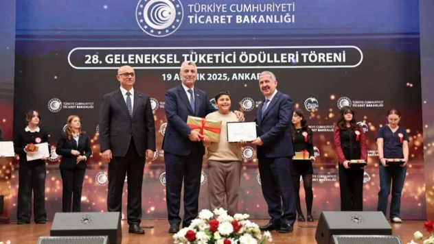 Bolu'yu Temsil Etti, bin 600 Eser Arasından Türkiye Birincisi Oldu