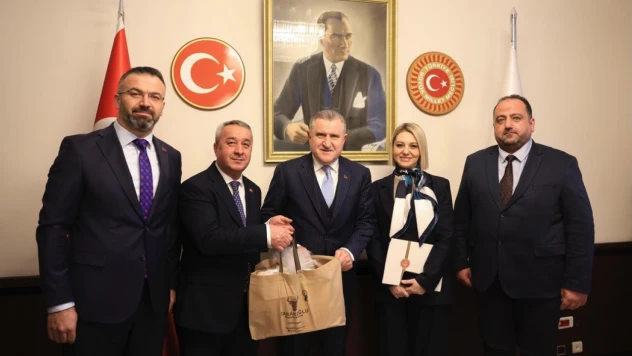 Boyalı Köyüne Halı Saha Müjdesi