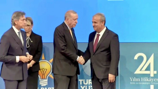 Bozkurt Belediye Başkanı Muammer Yanık, AK Parti'ye Dönüşüne İlişkin Açıklamalarda Bulundu