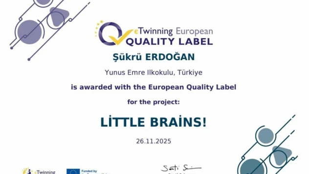 Çatalzeytin'de Öğretmenlere eTwinning Avrupa Kalite Etiketi Ödülü