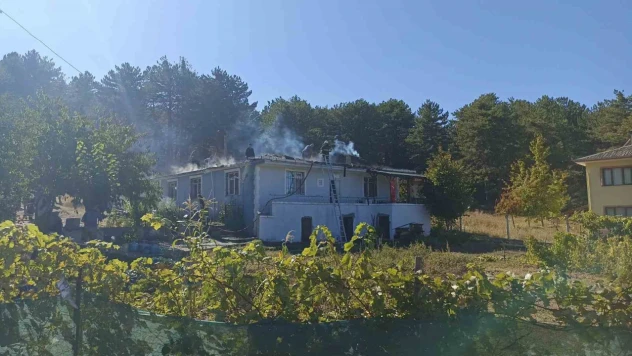 Kastamonu'da Bacadan Çıkan Yangın Korkuttu