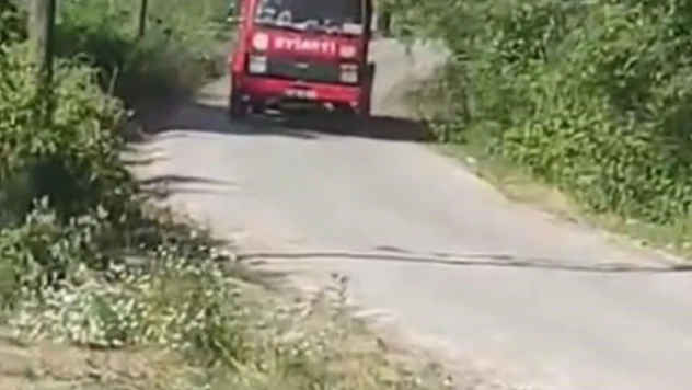 Çaycuma'da Çöp Yangını Ormana Sıçradı