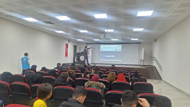 ÇEKOM'da Seminer Verildi
