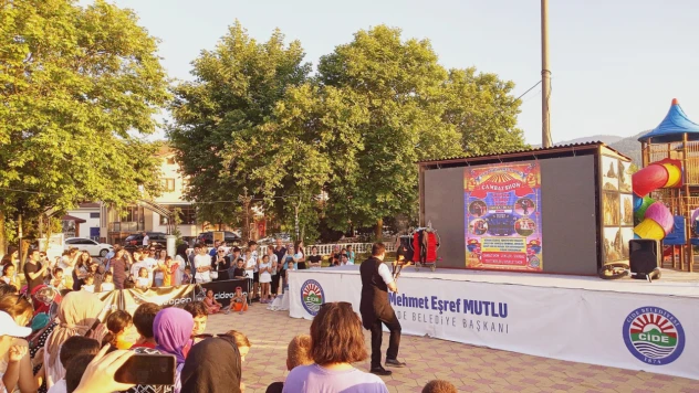 Cide'de sirk gösterisi yapıldı