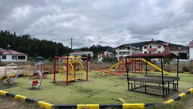 Çocuk parkları yenileniyor