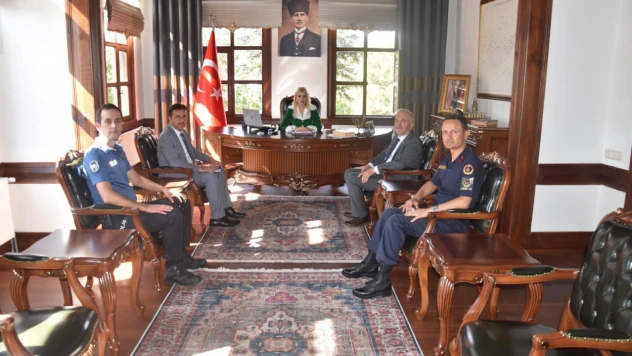 Çocuklar için toplandılar
