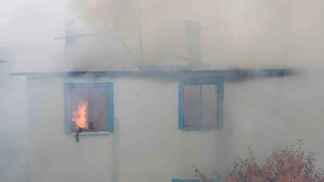 Alevlere Teslim Oldu