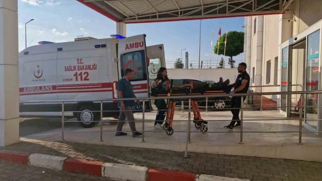Çorum'da İki Araç Kafa Kafaya Çarpıştı: 4 Yaralı