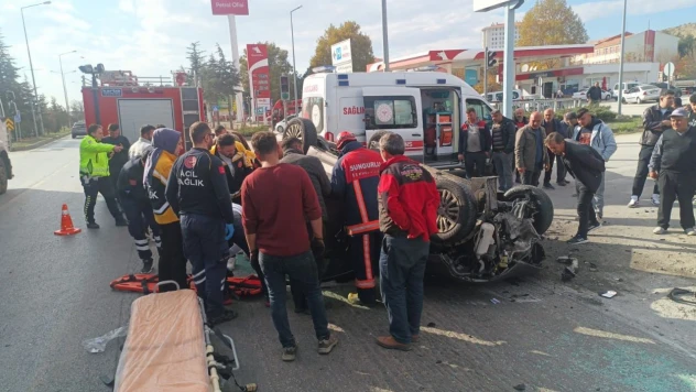 Çorum'da Takla Atan Otomobilin Sürücüsü Yaralandı