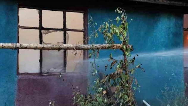 Çorum'da Yanan Ev Kullanılmaz Hale Geldi