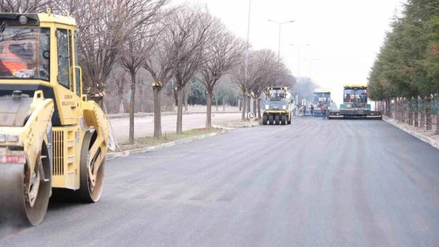 Çorum OSB'ye Bin 700 Ton Asfalt Serildi