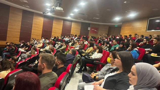 Cumhuriyetin 100'üncü Yılı Paneline Yoğun İlgi