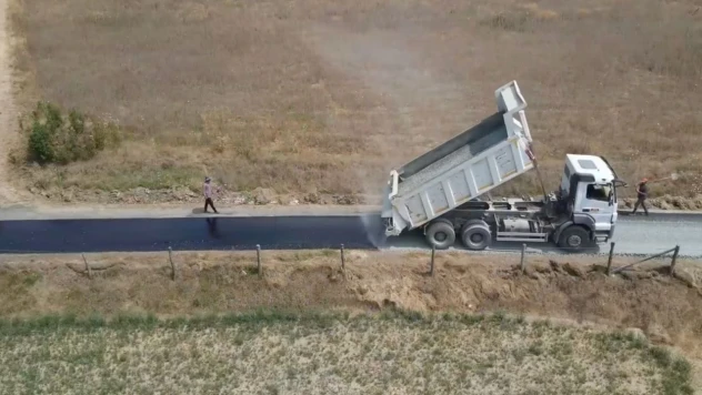 Daday Bağışlar-Alipaşa Grup Yolu'nda Asfalt Çalışması