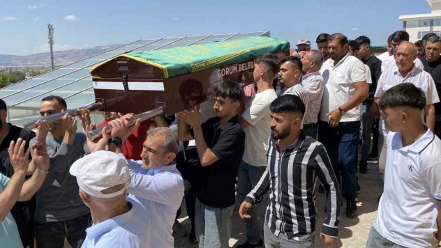 Denizde Boğularak Hayatını Kaybeden Genç Toprağa Verildi