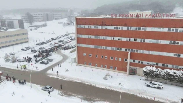 Diş Hekimliği Fakültesi'nde Yangın Tatbikatı