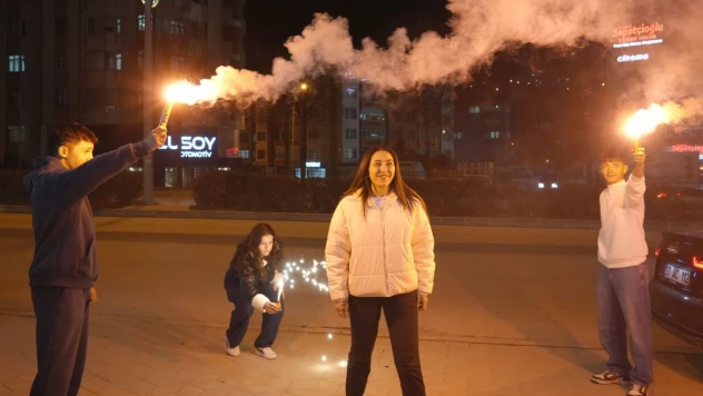 Dünya Şampiyonu Çığlıoğlu'na Coşkulu Karşılama