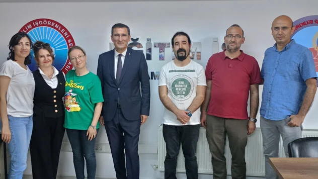 Eğitim-İş'te Görev Dağılımı Yapıldı
